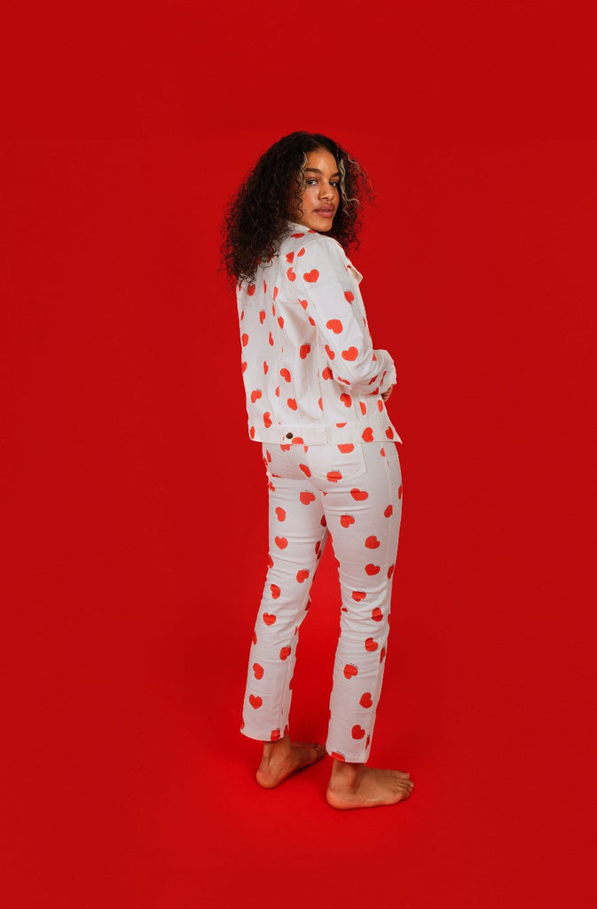 Jean slim FREDDIE imprimé coeurs rouges - Léopoldine Chateau