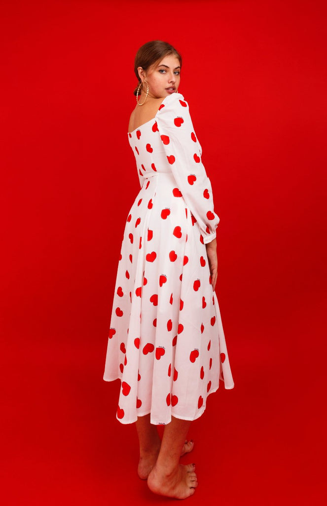 Robe EMILY blanche coeurs rouges - Léopoldine Chateau