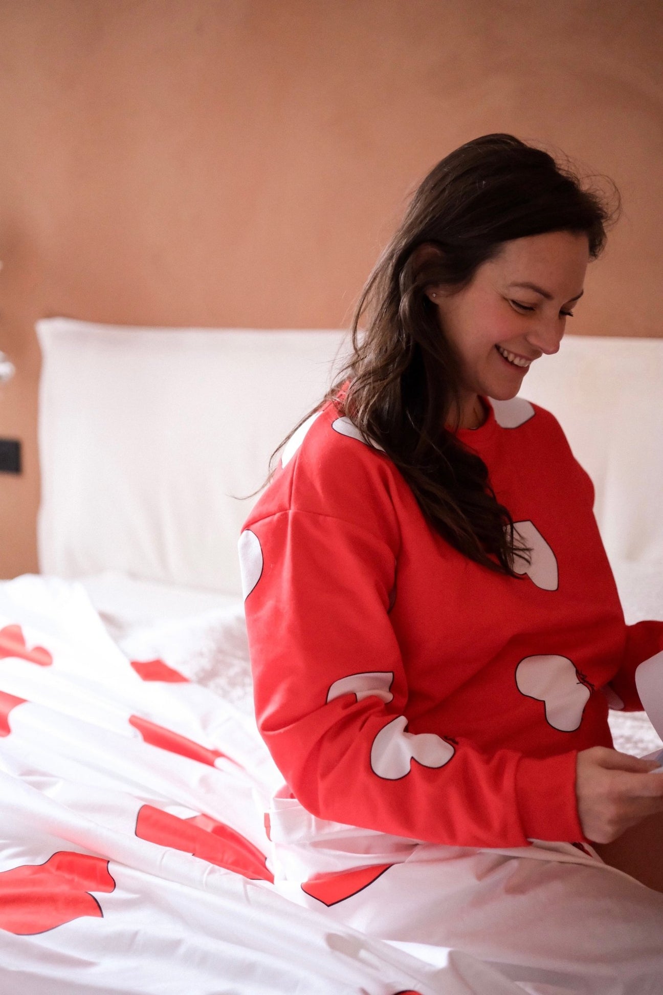Sweat-shirt MALOTRU Rouge gros Coeur blancs - Léopoldine Chateau