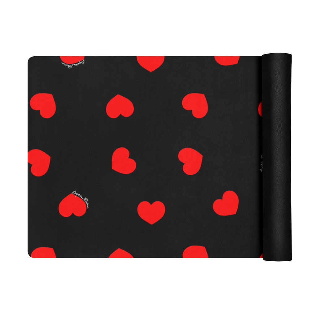 Tapis de yoga noir à coeurs ♥️ - Léopoldine Chateau