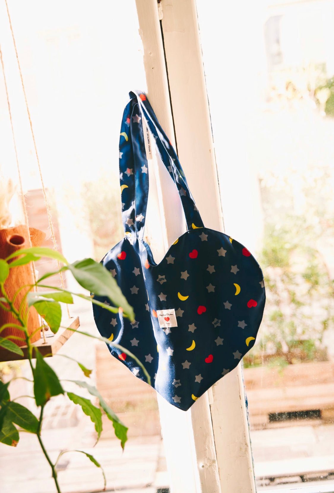 Tote bag COEUR marine/Lunes, coeurs et étoiles - Léopoldine Chateau