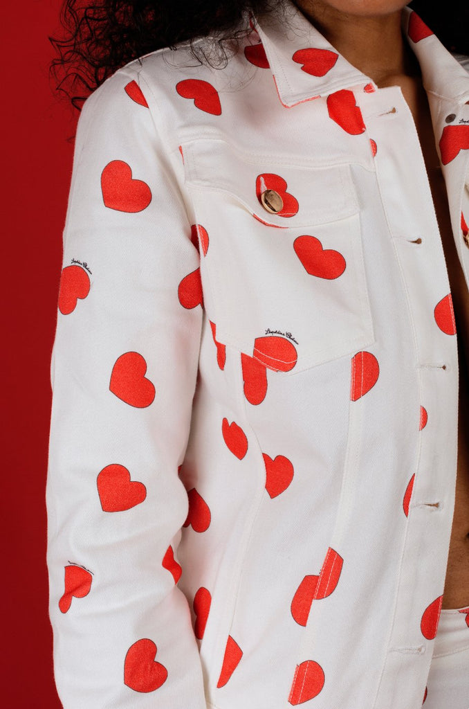 Veste ELLA en jean coeurs rouges - Léopoldine Chateau