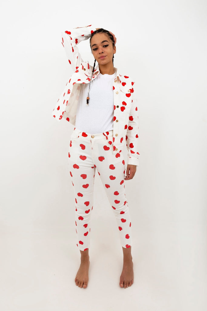 Veste ELLA en jean coeurs rouges - Léopoldine Chateau